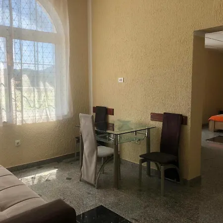 Aparthotel Luxury *