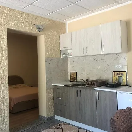 Aparthotel Luxury *
